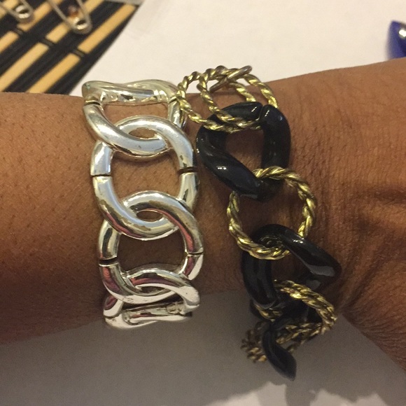 Bundle of two fashion bracelets - Picture 1 of 3